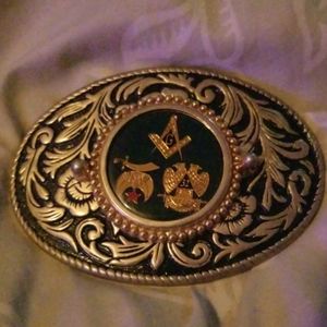 Vintage 1980s belt buckle